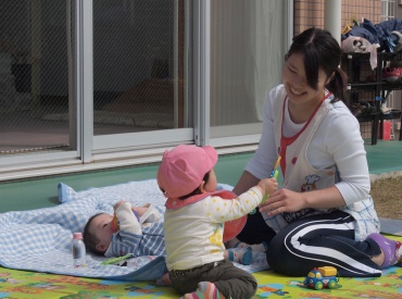 まごころを持って子ども達に接しています。 きよせ保育園保育士の求人情報の写真